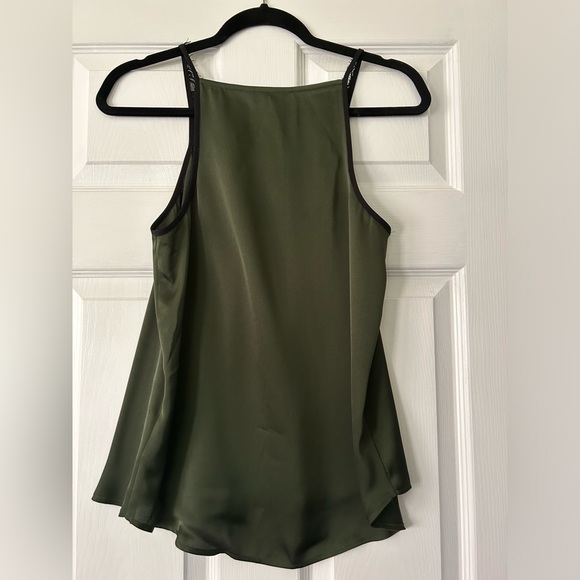 NWT Express Green Satin Sleeveless Blouse with Black Lace, Size Small - Picture 3 of 5